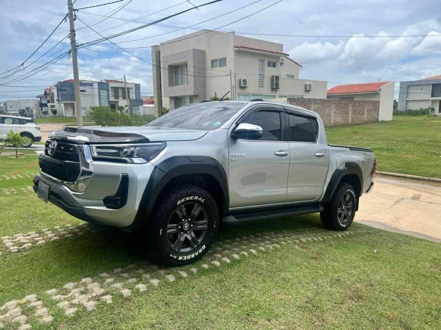TOYOTA HILUX 2021 58.000 Kms.