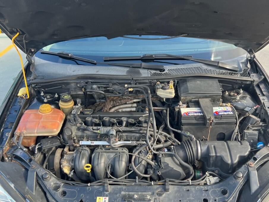 FORD FOCUS 2008 177.000 Kms.