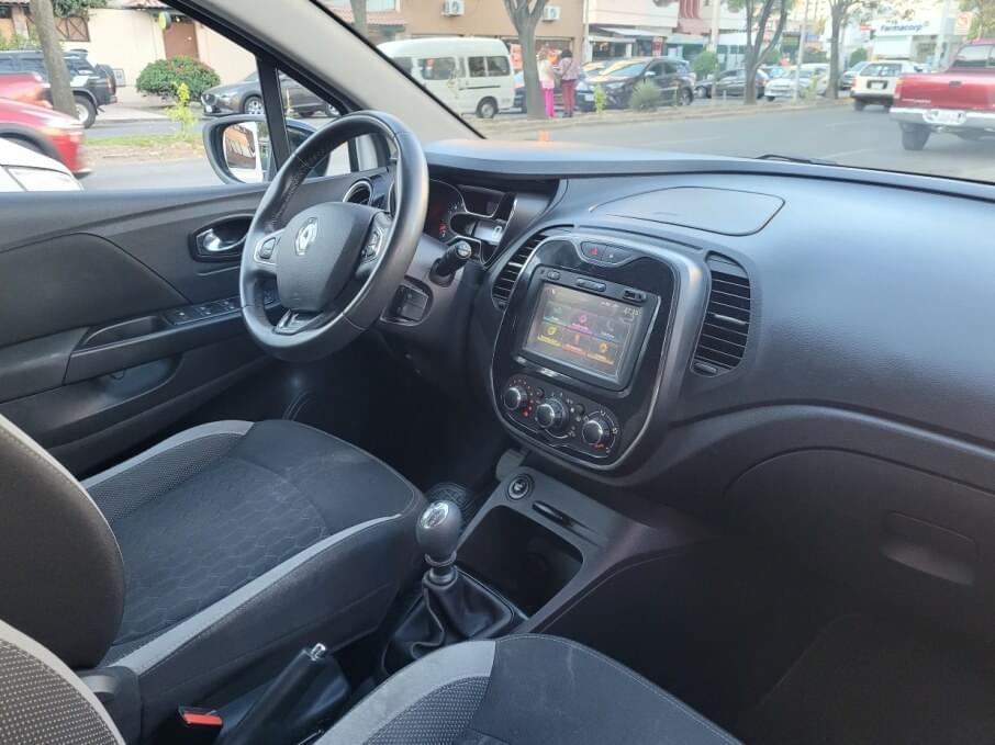 RENAULT CAPTUR 2018 71.500 Kms.