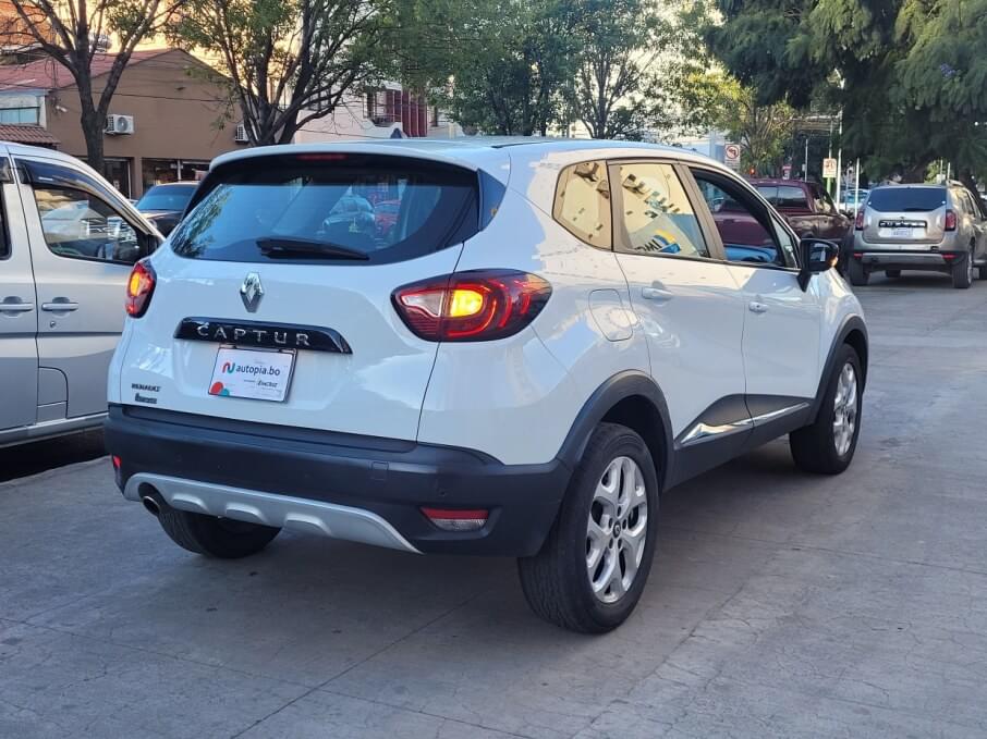 RENAULT CAPTUR 2018 71.500 Kms.