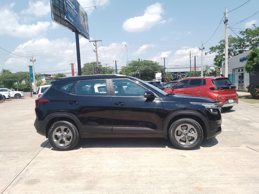 KIA SELTOS 2023 18.700 Kms.