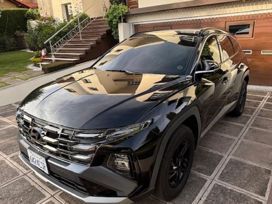 HYUNDAI NEW TUCSON 2025 15.000 Kms.