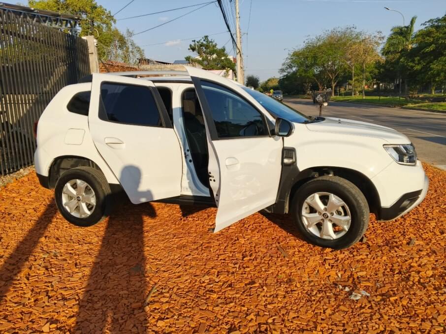 RENAULT DUSTER 2023 58.000 Kms.