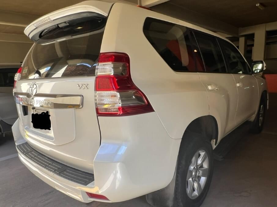 TOYOTA LAND CRUISER 2016 57.000 Kms.
