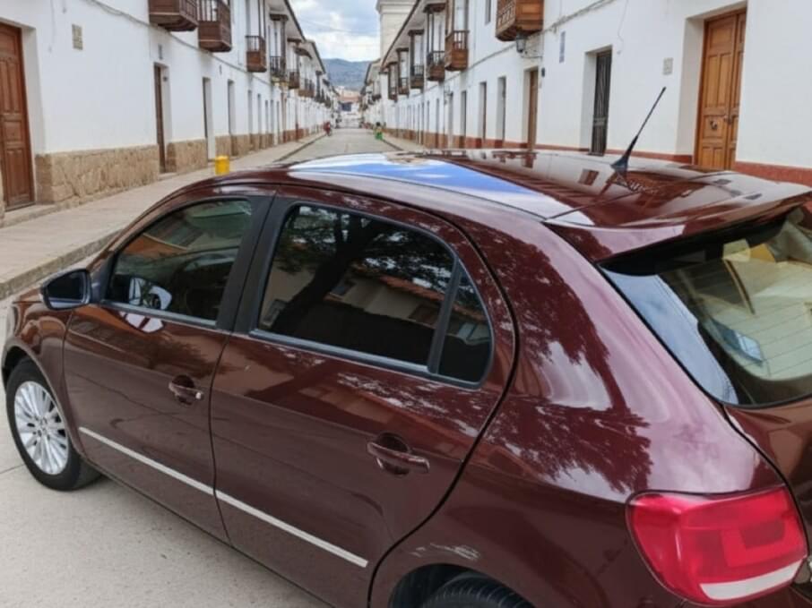 VOLKSWAGEN GOL 2015 105 Kms.