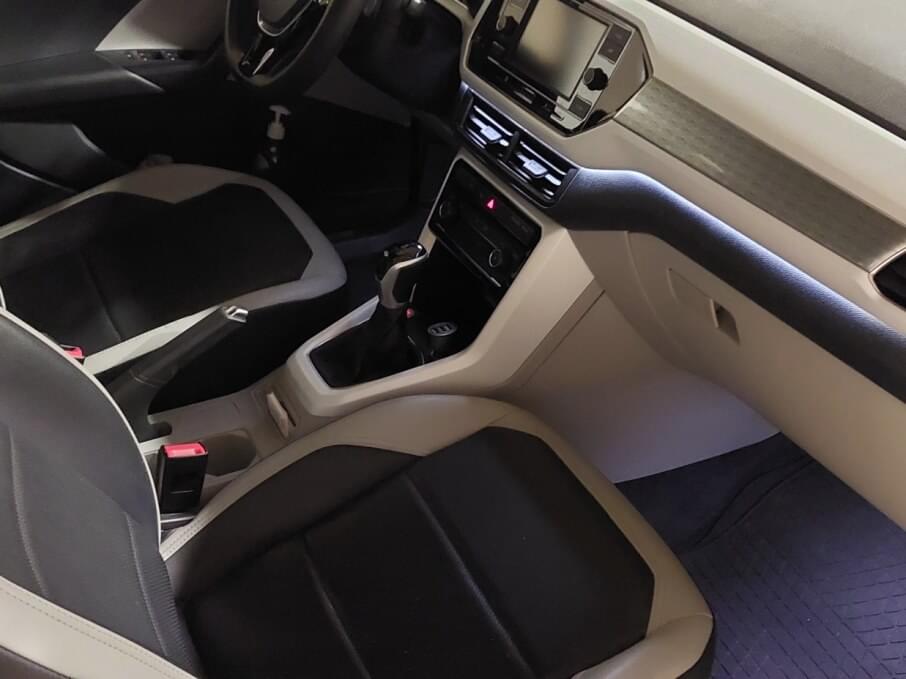 VOLKSWAGEN T-CROSS 2021 58.000 Kms.
