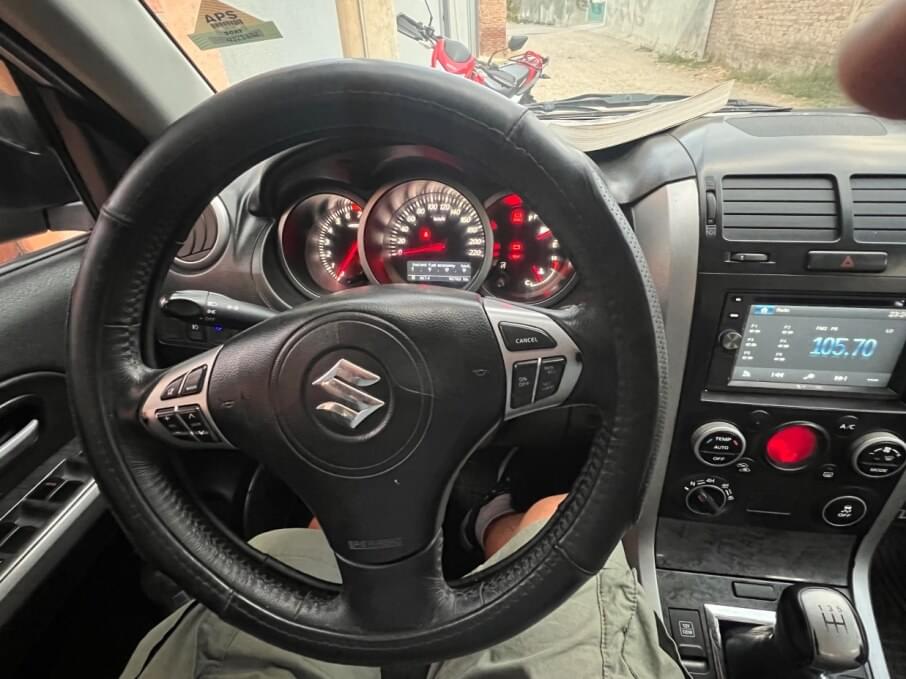 SUZUKI VITARA 2017 90.000 Kms.