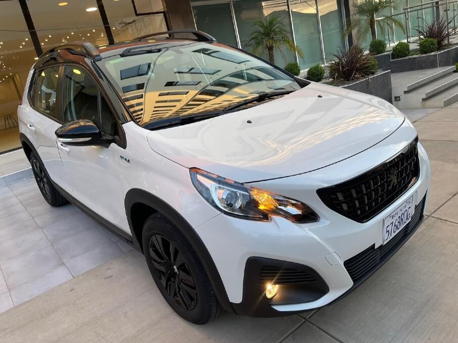 PEUGEOT 2008 2023 26.000 Kms.