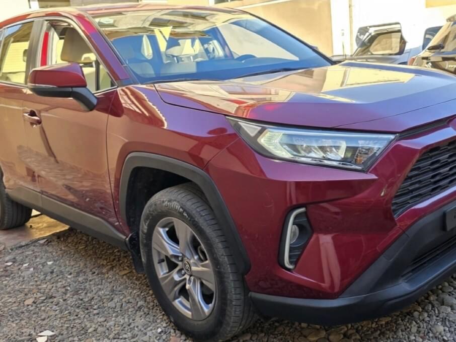 TOYOTA RAV4 2022 56.000 Kms.