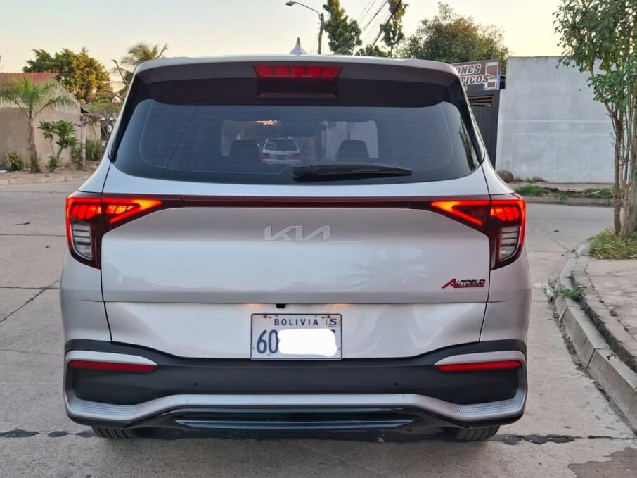 KIA CARENS 2023 45.000 Kms.