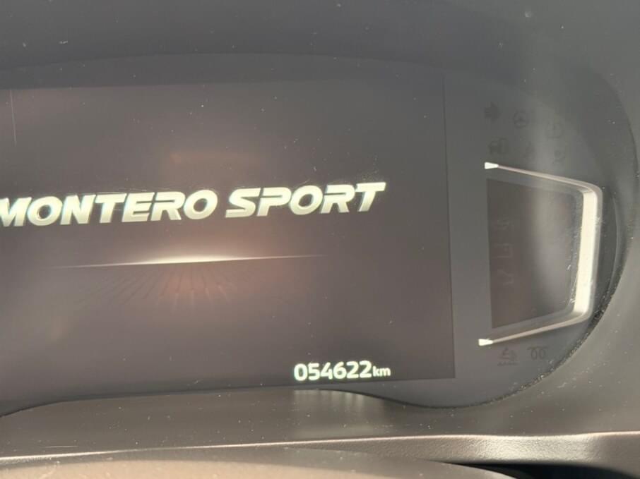MITSUBISHI MONTERO SPORT 2022 54.622 Kms.