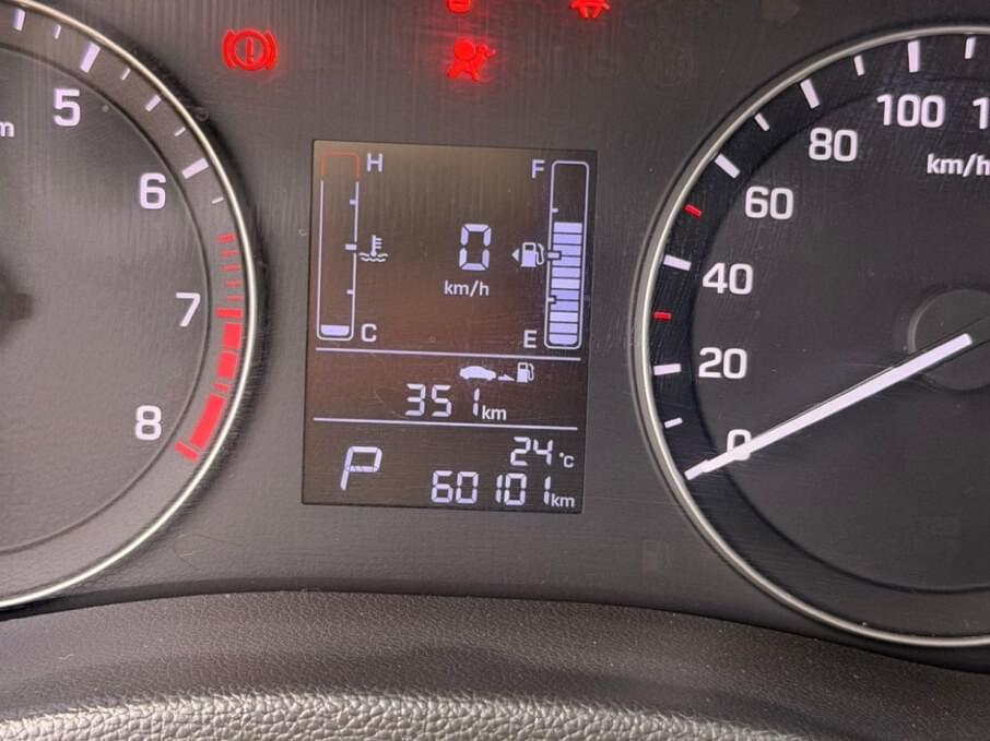 HYUNDAI CRETA 2018 60.101 Kms.