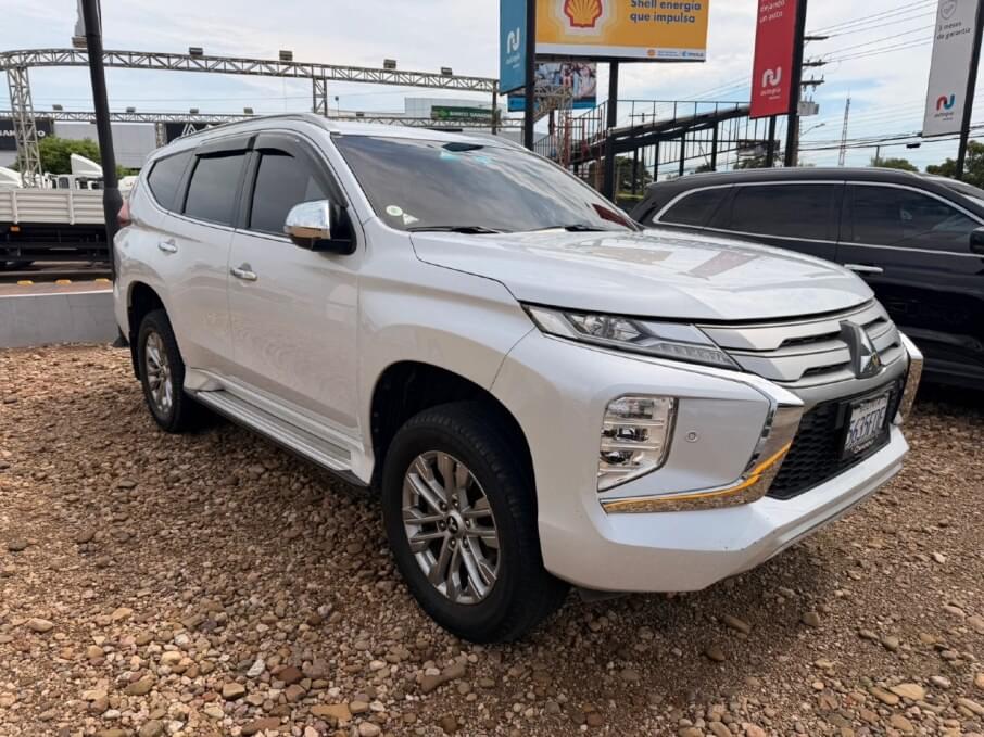 MITSUBISHI MONTERO SPORT 2022 54.622 Kms.