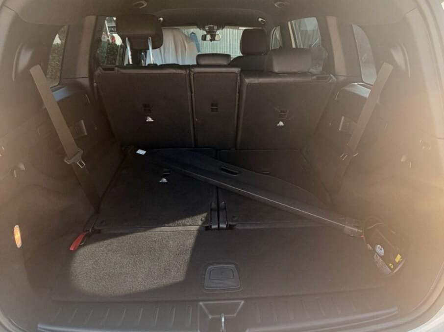 MERCEDES BENZ C200 2023 38.742 Kms.