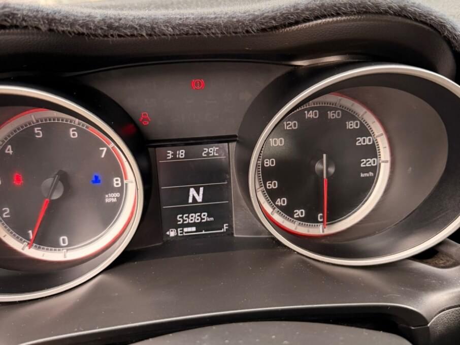 SUZUKI SWIFT 2024 55.869 Kms.