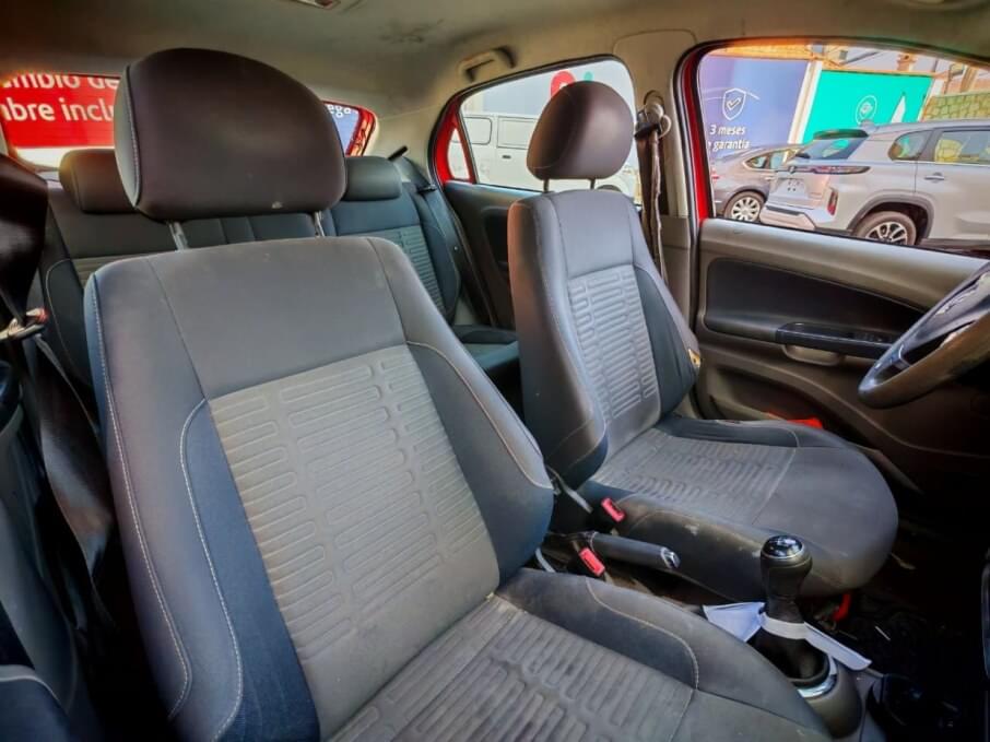 VOLKSWAGEN GOL 2016 76.600 Kms.