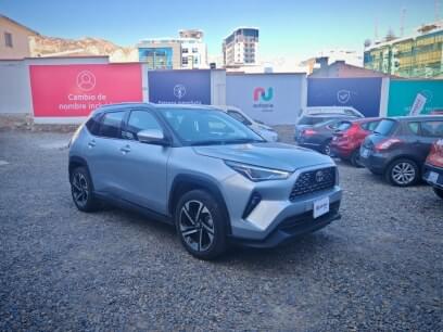 TOYOTA YARIS 2024 31.000 Kms.
