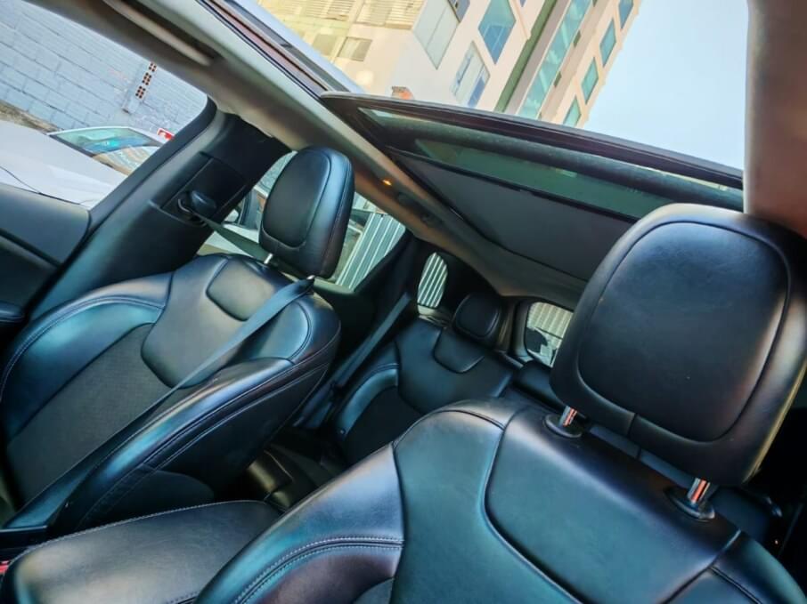 JEEP CHEROKEE 2019 57.000 Kms.