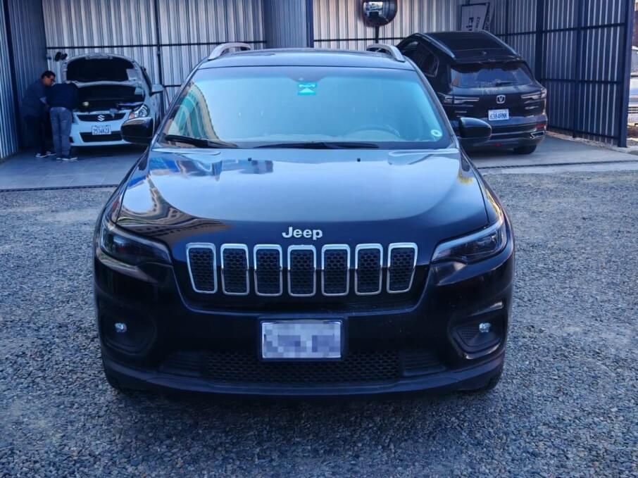 JEEP CHEROKEE 2019 57.000 Kms.