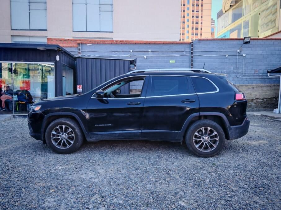 JEEP CHEROKEE 2019 57.000 Kms.