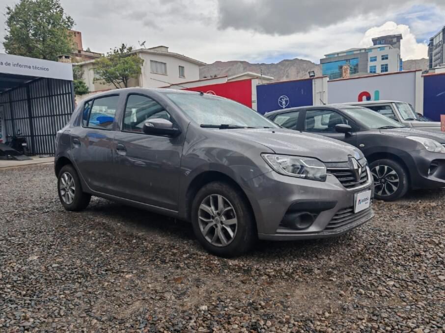 RENAULT SANDERO 2022 12.000 Kms.