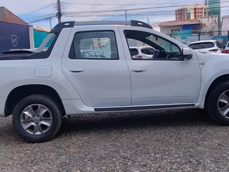 RENAULT OROCH 2022 31.015 Kms.