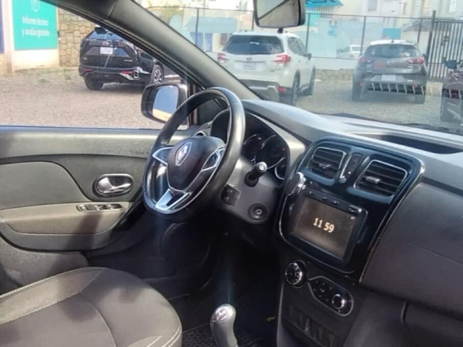 RENAULT SANDERO 2021 83.048 Kms.