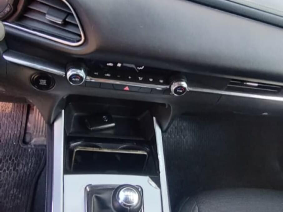 MAZDA CX-30 2025 13.000 Kms.