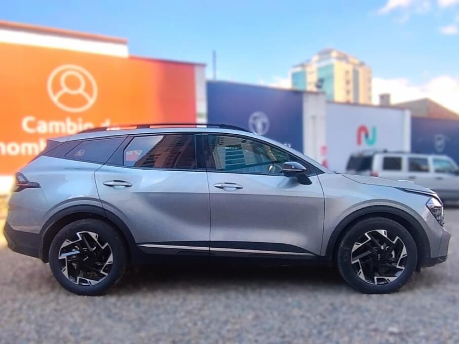 KIA SPORTAGE 2025 5.800 Kms.