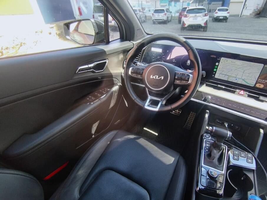 KIA SPORTAGE 2025 5.800 Kms.