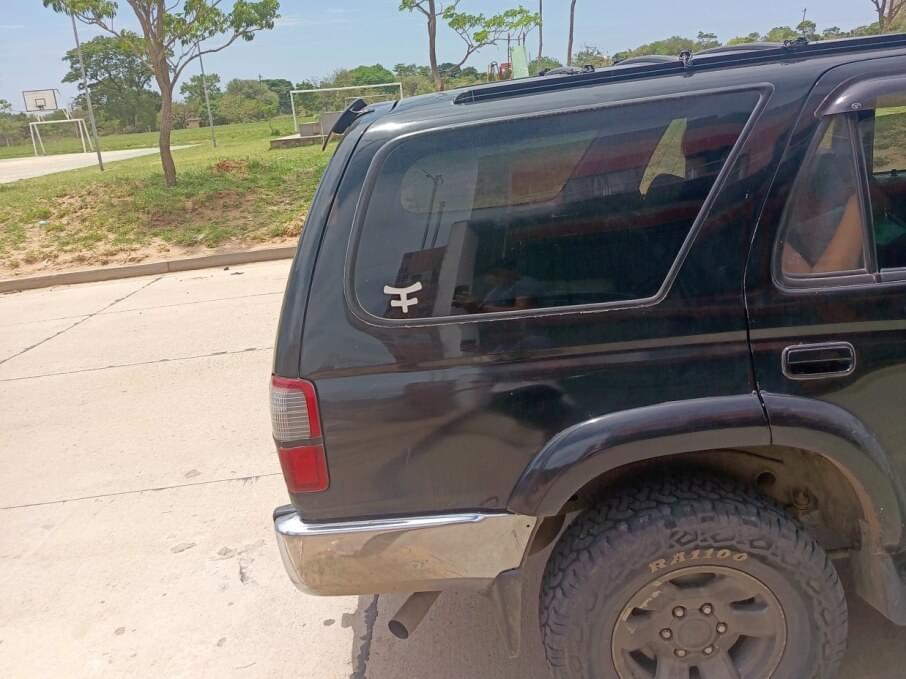 TOYOTA 4RUNNER 1999 208.000 Kms.