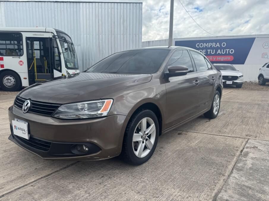 VOLKSWAGEN JETTA 2011 96.167 Kms.