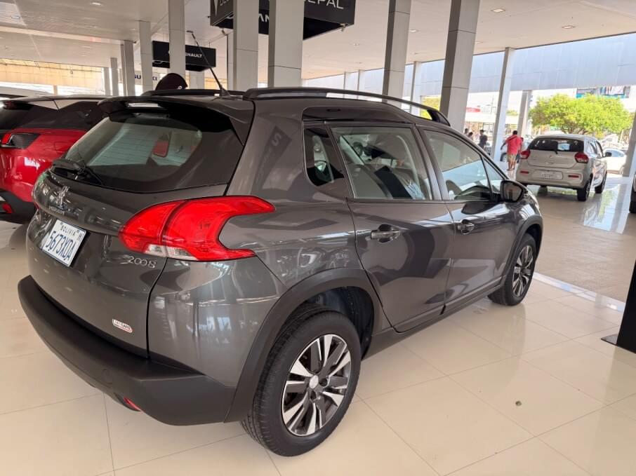 PEUGEOT 208 2022 38.380 Kms.