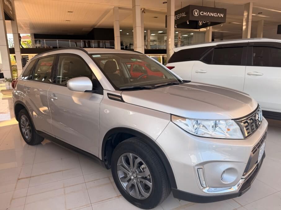 SUZUKI VITARA 2023 19.975 Kms.