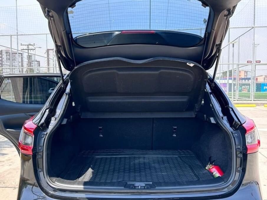 NISSAN QASHQAI 2 2020 75.000 Kms.