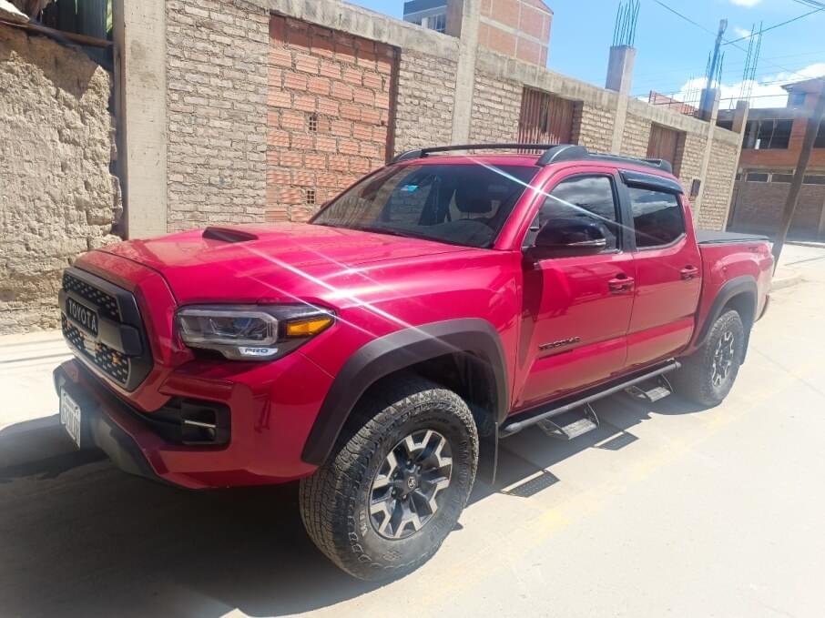 TOYOTA TACOMA 2022 14.000 Kms.