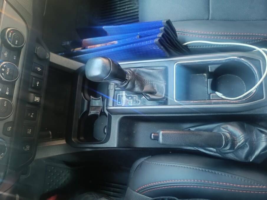 TOYOTA TACOMA 2022 14.000 Kms.