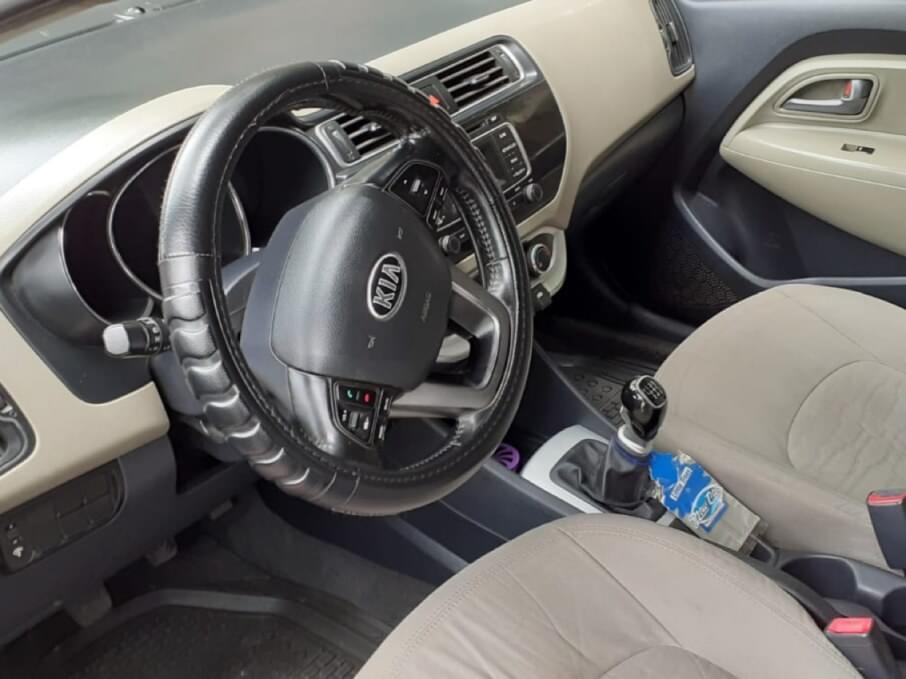 KIA RIO 2017 115.000 Kms.