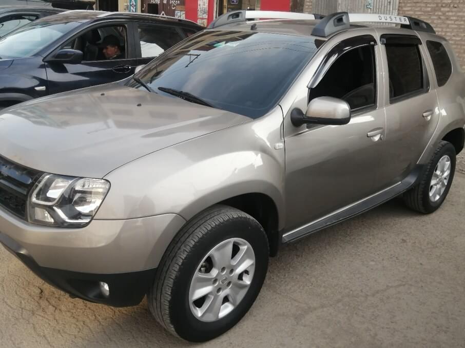 RENAULT DUSTER 2017 83.000 Kms.