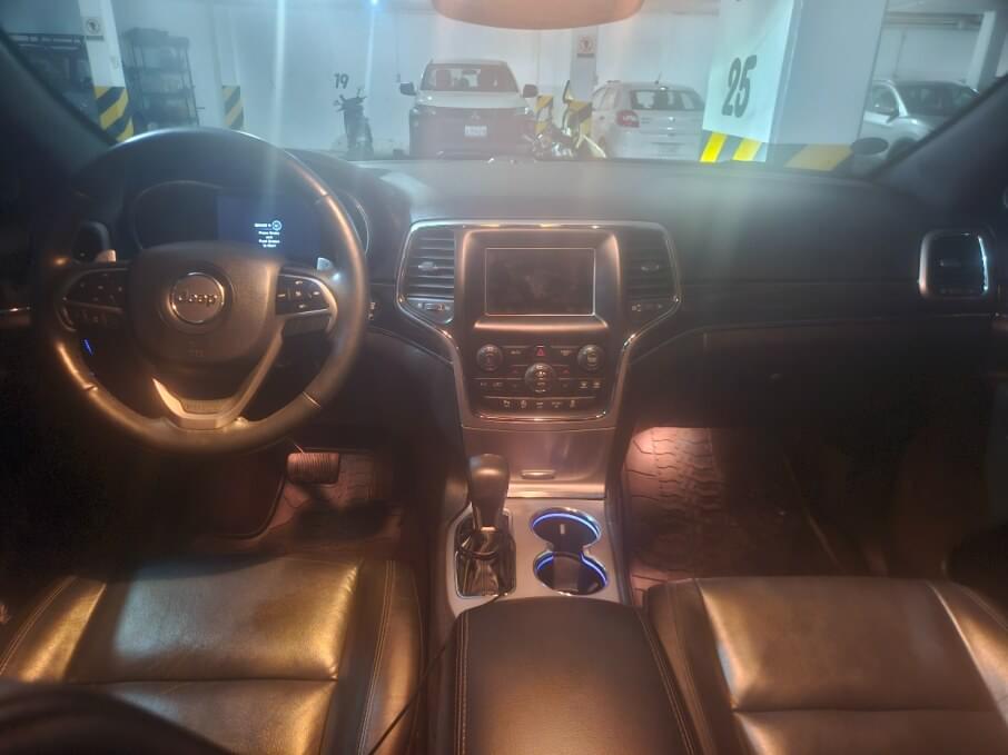 JEEP GRAND CHEROKEE 2019 26.500 Kms.