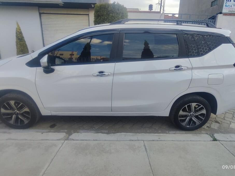 MITSUBISHI XPANDER 2020 64.200 Kms.