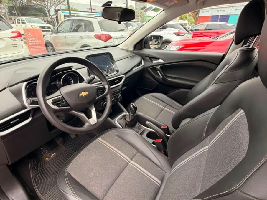 CHEVROLET TRACKER 2022 38.785 Kms.
