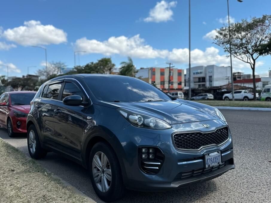 KIA SPORTAGE 2017 100.000 Kms.