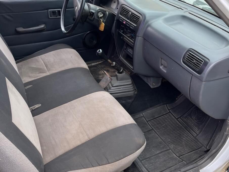 NISSAN TERRANO PICK UP 2006 100.000 Kms.