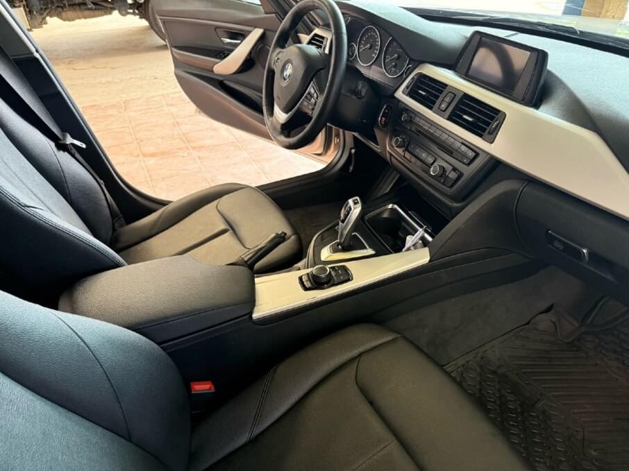 BMW 316 2015 76.000 Kms.