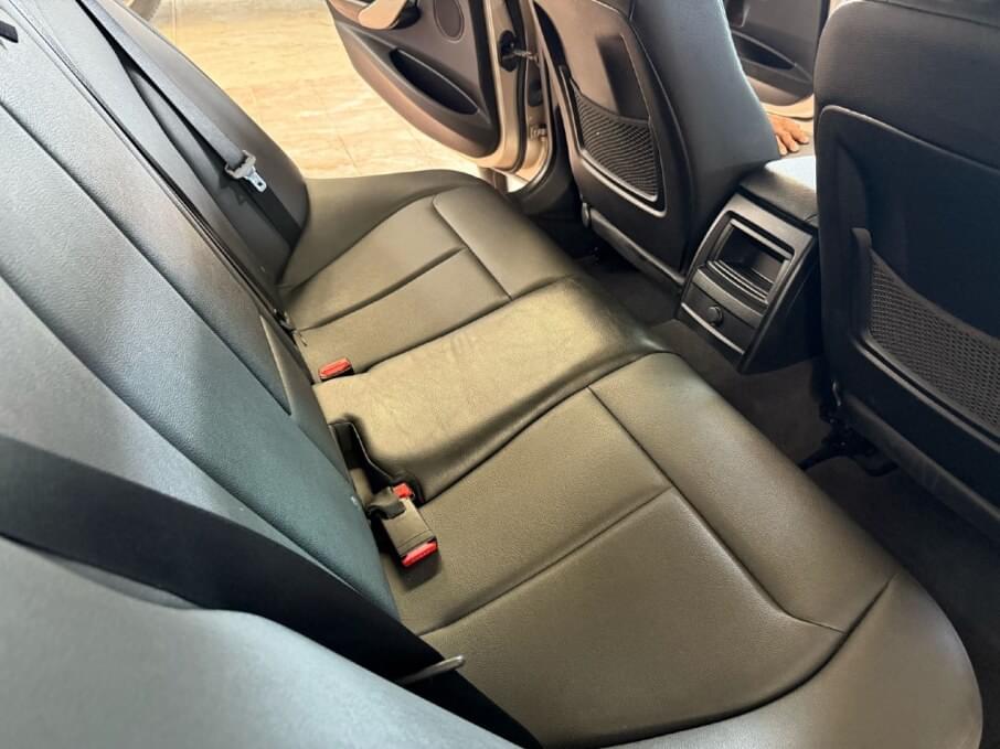 BMW 316 2015 76.000 Kms.