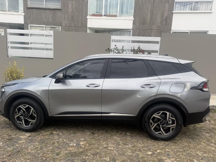 KIA SPORTAGE 2024 9.000 Kms.