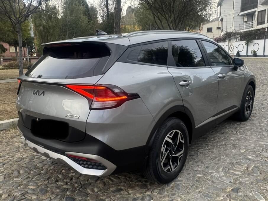 KIA SPORTAGE 2024 9.000 Kms.