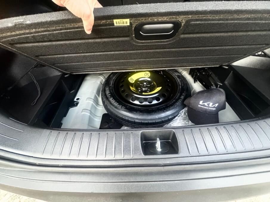 KIA SPORTAGE 2024 9.000 Kms.