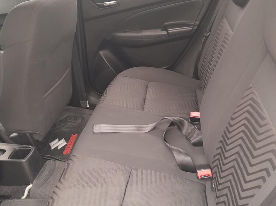 SUZUKI SWIFT 2023 66.000 Kms.